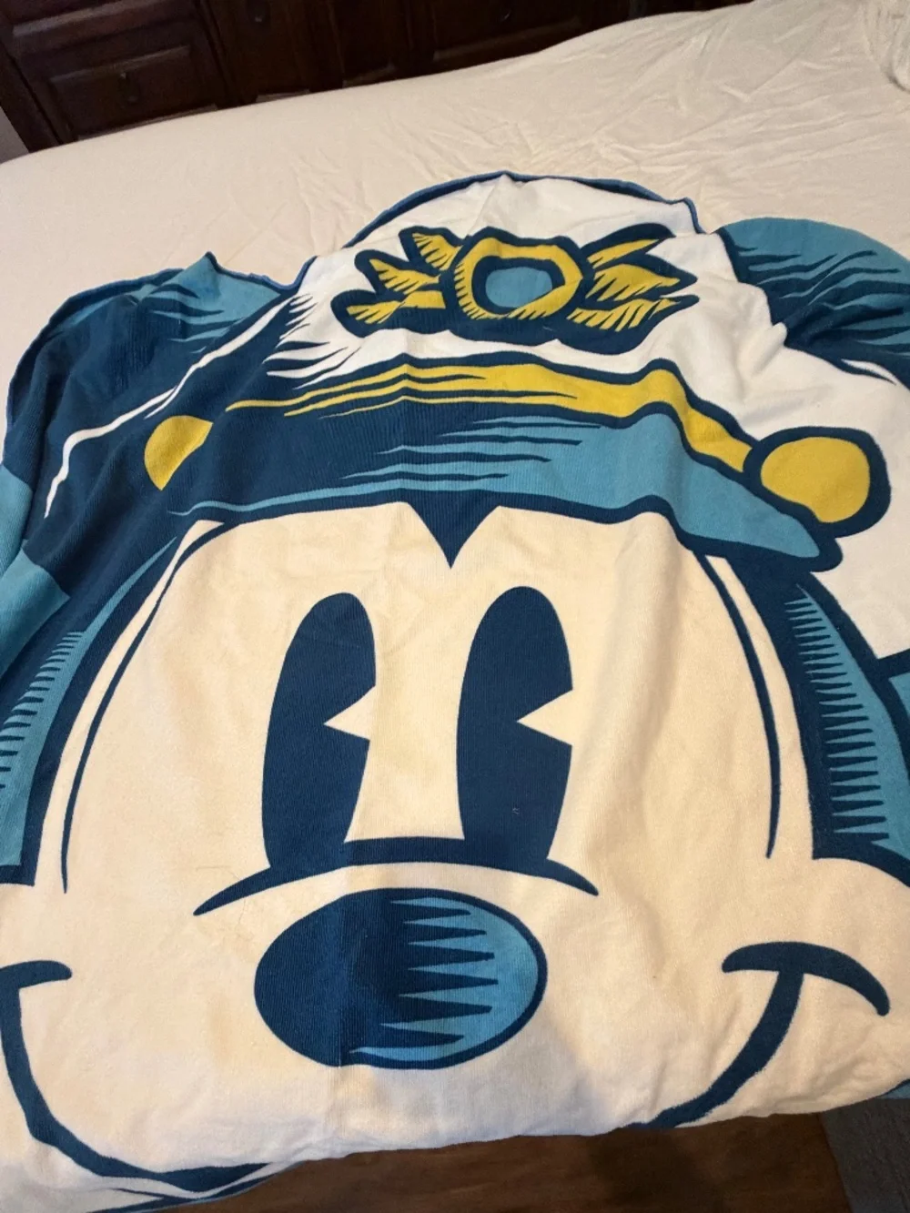 NEW Exclusive Castaway Club Disney Cruise Line Captain Mickey Towel
